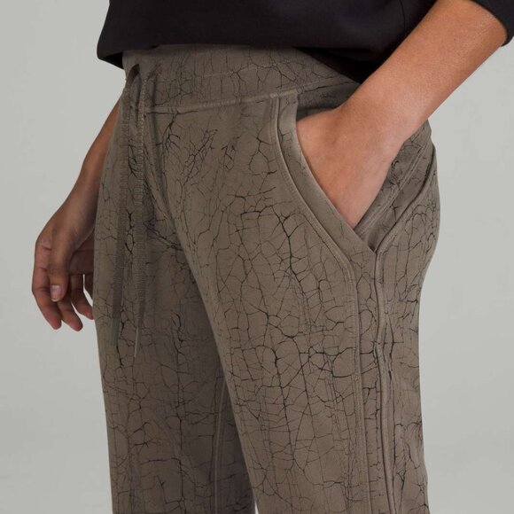 Lululemon Warm Down Thread Dye Jogger - Picture 3 of 4